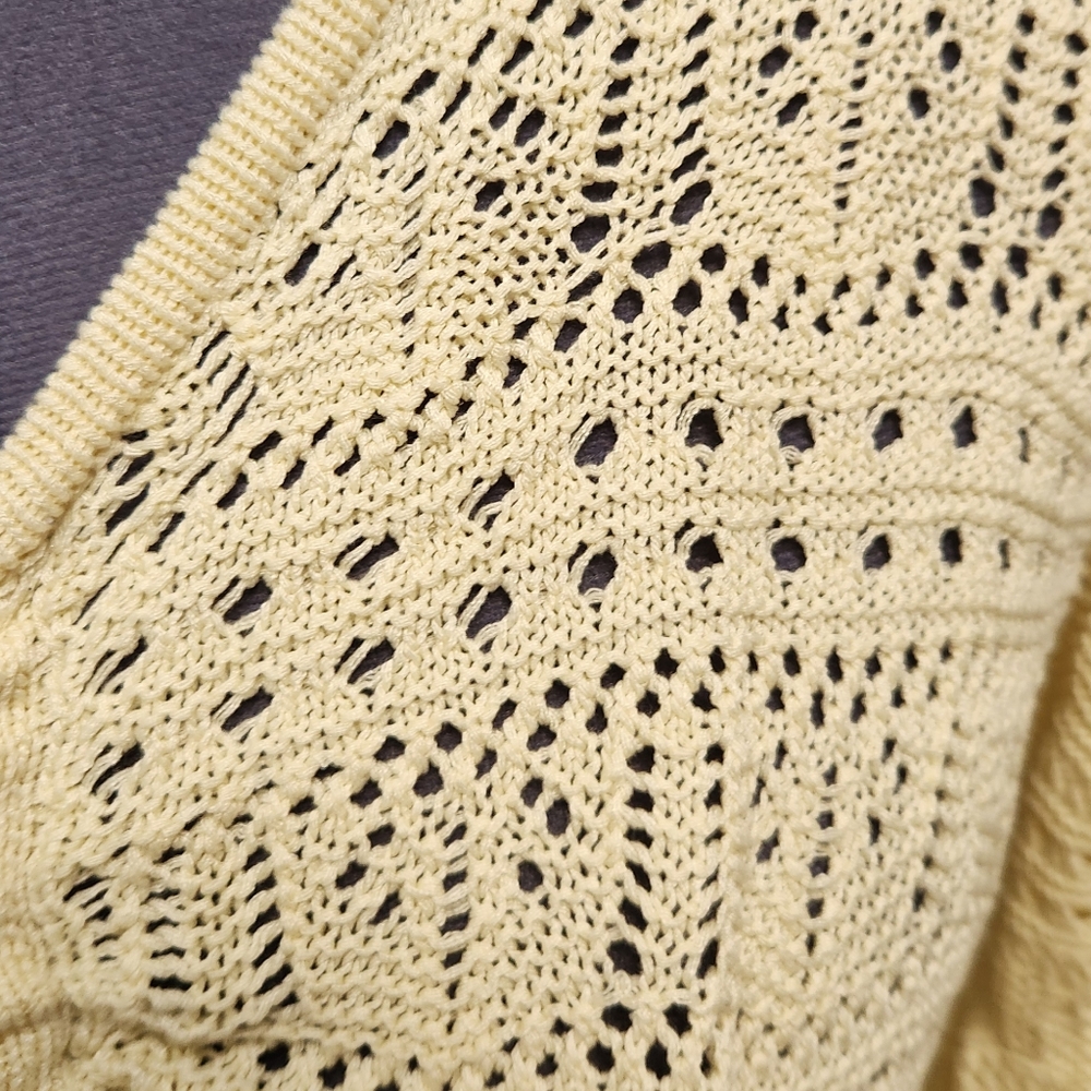 Cream Knit Women's Sweater - Picture 4 of 4
